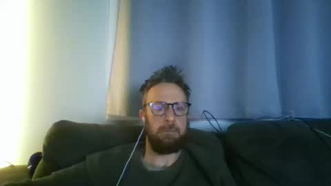 nawtydom1977 online show from April 8, 11:48 pm