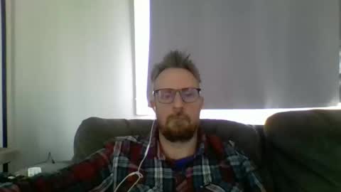 nawtydom1977 online show from April 16, 3:46 pm