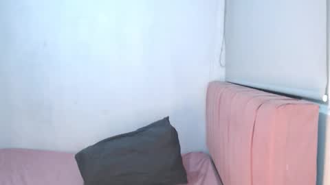 Snapshot of nay_nay_nay chatting on November 22, 5:50 am elianis online show from November 22, 5:50 am