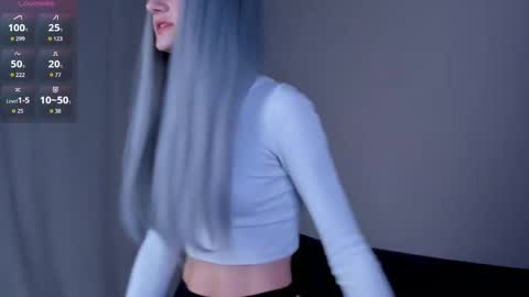 Kira online show from April 3, 6:28 pm