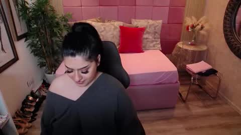 Snapshot of nayanoirx chatting on December 22, 10:23 am Eliza online show from December 22, 10:23 am