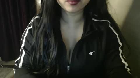 Snapshot of nayla56 chatting on December 22, 9:56 pm nayla56 online show from December 22, 9:56 pm