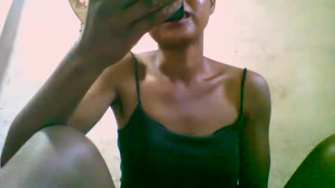 Snapshot of naylah313 chatting on February 9, 4:49 am Nayla online show from February 9, 4:49 am