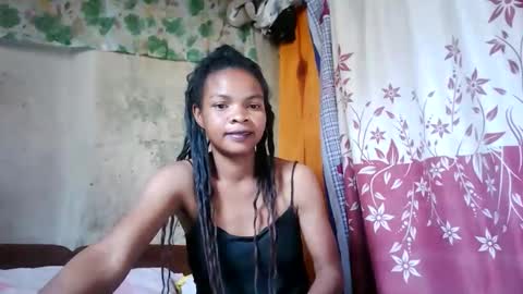 Nayla online show from June 4, 6:52 am