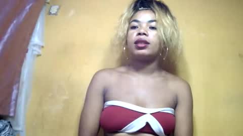 nayrrah online show from April 4, 8:56 am