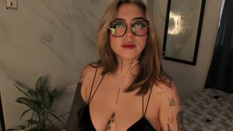 nazzz10 online show from March 28, 2:16 pm