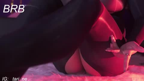 Snapshot of ne_fertari chatting on September 25, 11:25 am Nefertari online show from September 25, 11:25 am