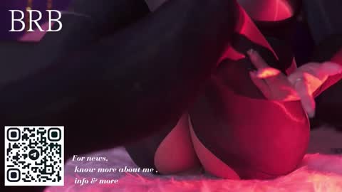 Snapshot of ne_fertari chatting on November 21, 11:20 am Nefertari online show from November 21, 11:20 am