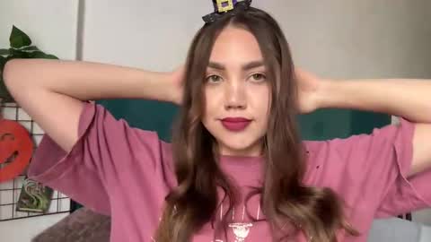 Snapshot of nebulahaven chatting on October 28, 6:54 pm nebulahaven online show from October 28, 6:54 pm