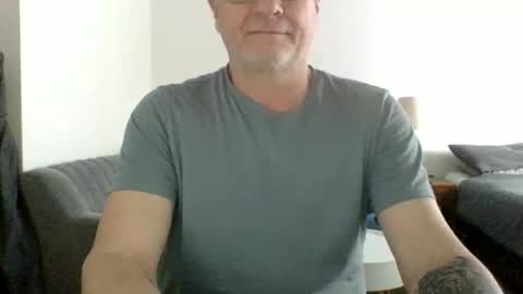 Snapshot of neckdown12 chatting on September 19, 9:37 pm neckdown12 online show from September 19, 9:37 pm