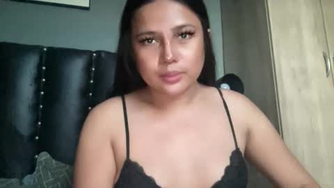 karla online show from February 15, 11:01 pm