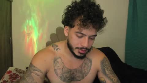 Nei turn green online show from April 14, 3:45 am