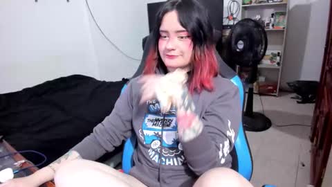 Geek Nicole    im Neeko UwU online show from March 3, 1:56 am