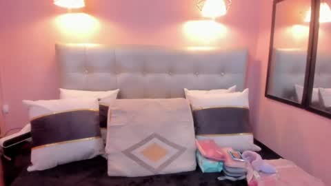 Snapshot of neferet_opal chatting on July 16, 1:55 am neferet_opal online show from July 16, 1:55 am