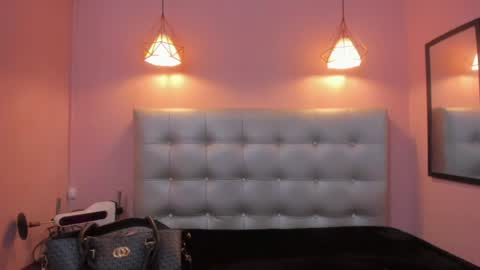 Snapshot of neferet_opal chatting on July 17, 1:45 am neferet_opal online show from July 17, 1:45 am