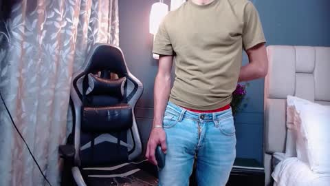 Snapshot of negreteth88 chatting on November 27, 10:12 pm Fernando Negreteth online show from November 27, 10:12 pm