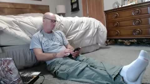 Snapshot of neighborguy4u chatting on November 24, 1:33 pm NEIGHBORGUY4U online show from November 24, 1:33 pm