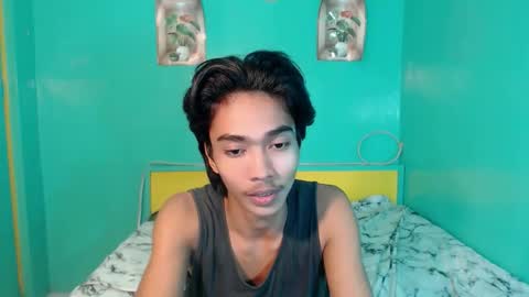 neil_asian69 online show from April 16, 5:14 pm