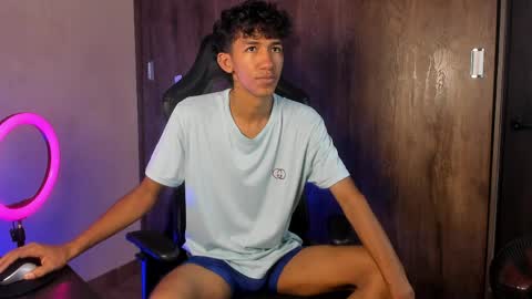 neitan online show from April 3, 1:42 pm