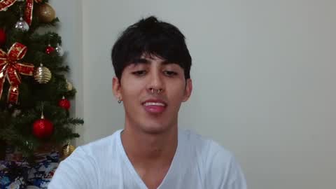 Neithanzyn online show from December 21, 7:06 pm