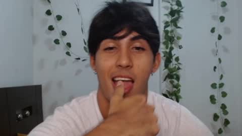 Neithanzyn online show from February 5, 7:31 pm