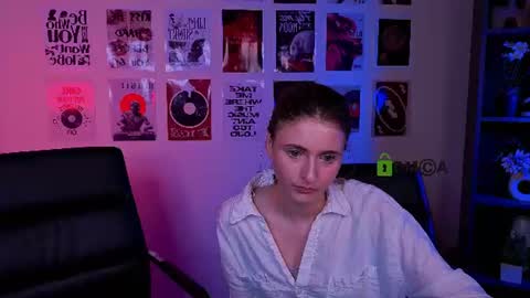 Snapshot of nekky_mouse chatting on July 8, 9:25 am Meow online show from July 8, 9:25 am
