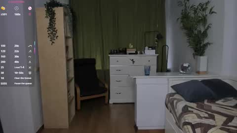 Snapshot of neldaestey chatting on October 13, 7:41 am Vicky and Beatrice online show from October 13, 7:41 am