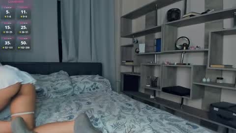 Snapshot of neldaestey chatting on November 17, 7:08 pm Vicky and Beatrice online show from November 17, 7:08 pm