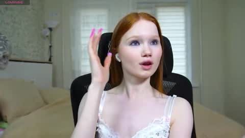 Nellie online show from April 4, 1:08 pm