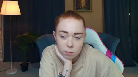 Snapshot of nelliemathers chatting on December 19, 9:11 pm Nelli online show from December 19, 9:11 pm