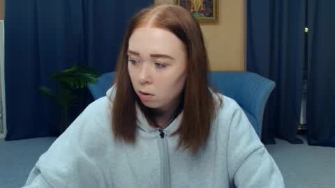 Snapshot of nelliemathers chatting on February 2, 8:40 pm Nelli online show from February 2, 8:40 pm