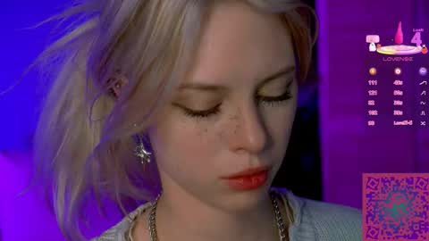 Snapshot of nelly_carroll chatting on October 8, 6:38 pm I am Nelly3 online show from October 8, 6:38 pm