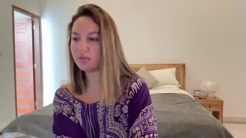 Snapshot of nellyfischer chatting on September 23, 2:47 am Nelly online show from September 23, 2:47 am