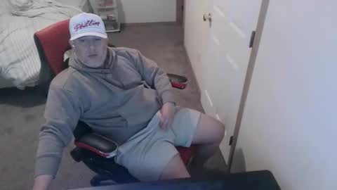 nelsonbucara online show from April 12, 11:43 pm