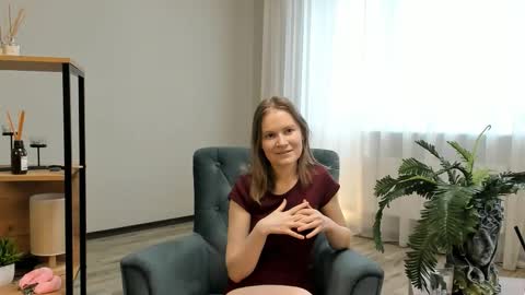 Snapshot of nenahalter chatting on February 16, 8:54 am Leone online show from February 16, 8:54 am