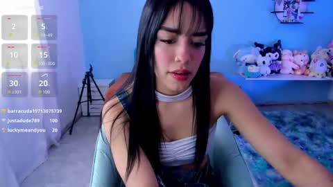 nenitaa_ online show from July 29, 8:51 pm
