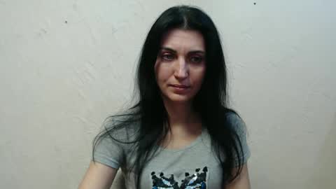 Snapshot of nensyfay_ chatting on January 22, 3:51 pm Nensy online show from January 22, 3:51 pm