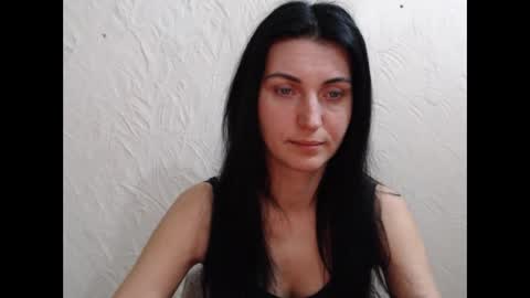 Snapshot of nensyfay_ chatting on February 8, 8:32 pm Nensy online show from February 8, 8:32 pm
