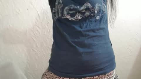 Snapshot of nensyfay_ chatting on February 10, 3:21 pm Nensy online show from February 10, 3:21 pm