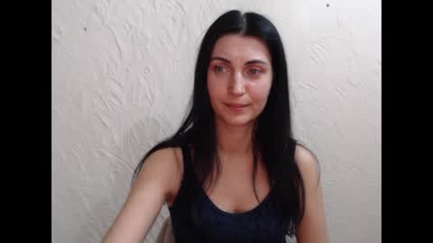 Snapshot of nensyfay_ chatting on February 19, 5:27 pm Nensy online show from February 19, 5:27 pm