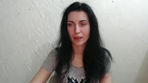 Snapshot of nensyfay_ chatting on February 22, 9:59 pm Nensy online show from February 22, 9:59 pm