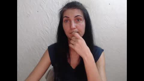 Snapshot of nensyfay_ chatting on October 27, 2:21 pm Nensy online show from October 27, 2:21 pm