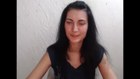 Snapshot of nensyfay_ chatting on November 15, 9:00 pm Nensy online show from November 15, 9:00 pm