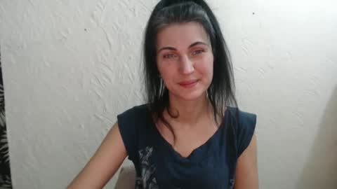 Nensy online show from January 17, 8:01 pm