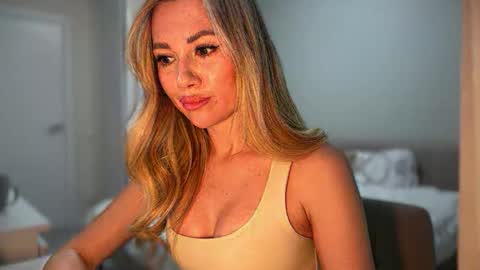 NensySafrons online show from April 12, 5:07 pm