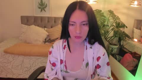 Sarah  online show from November 19, 3:28 am