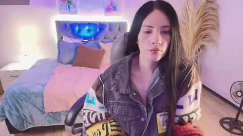 Sarah  online show from July 1, 3:41 am