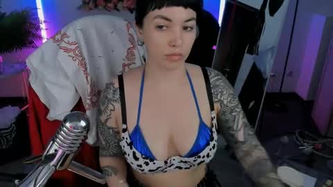 Neo Geisha online show from May 19, 3:29 pm