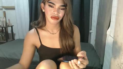 neomi online show from October 7, 7:22 pm