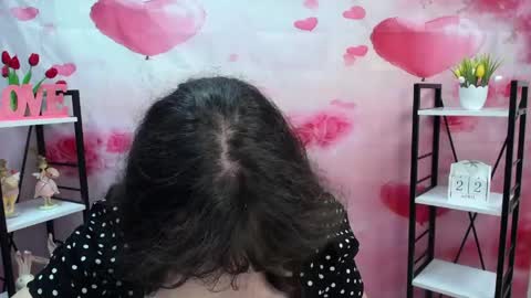 Snapshot of neonilalisova chatting on April 23, 6:14 am NeonilaLisova online show from April 23, 6:14 am